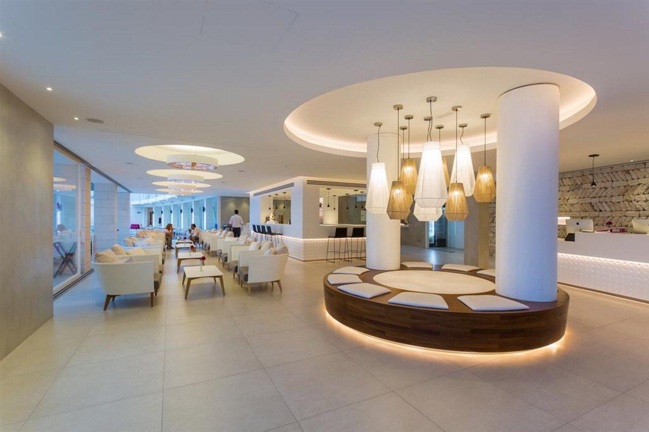 One Ibiza Suites Exterior photo The lobby of the hotel