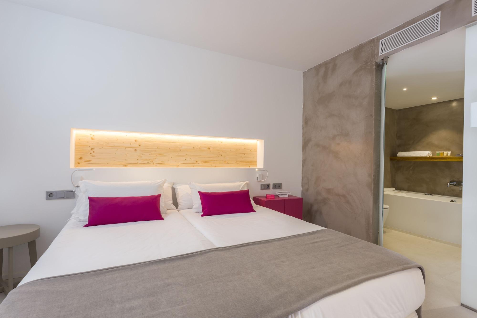 One Ibiza Suites Exterior photo A room at the hotel