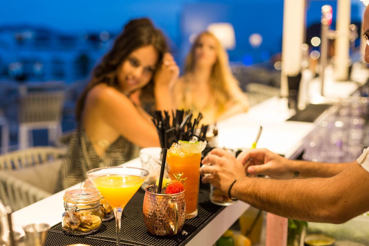 One Ibiza Suites Exterior photo Cocktails at a bar